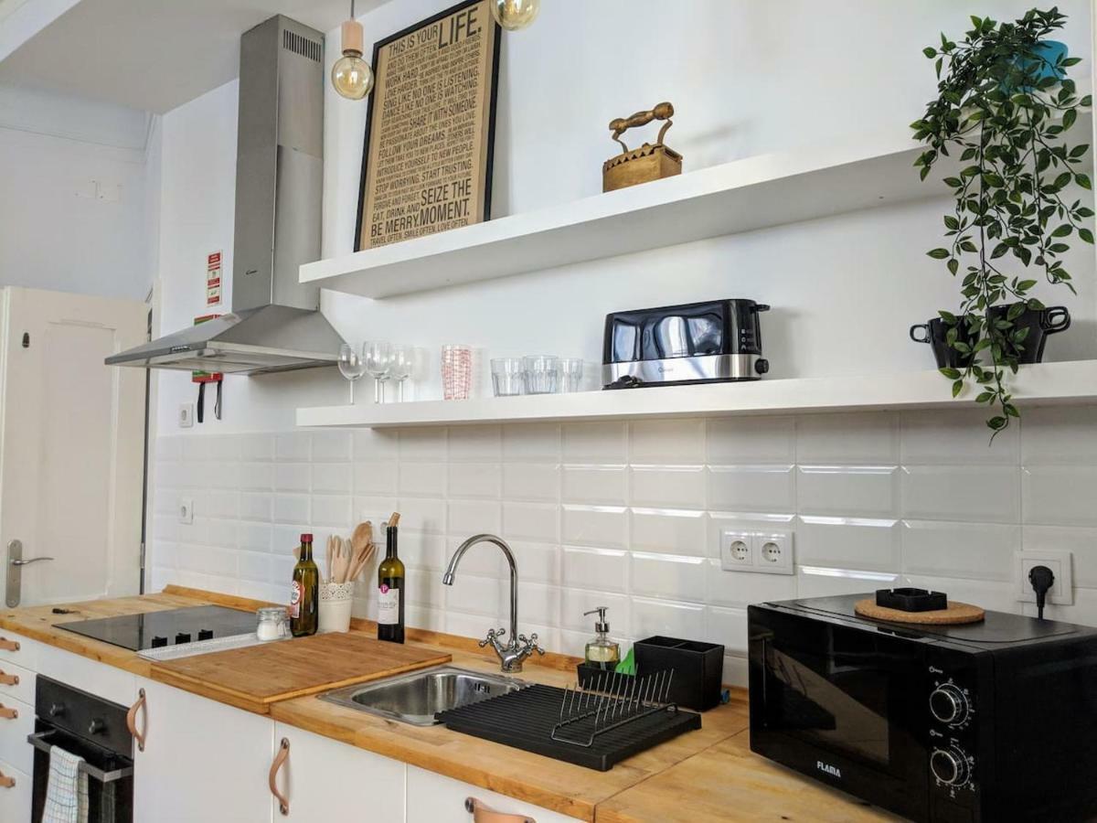 Charming One Bedroom Flat Lisboa Eksteriør billede